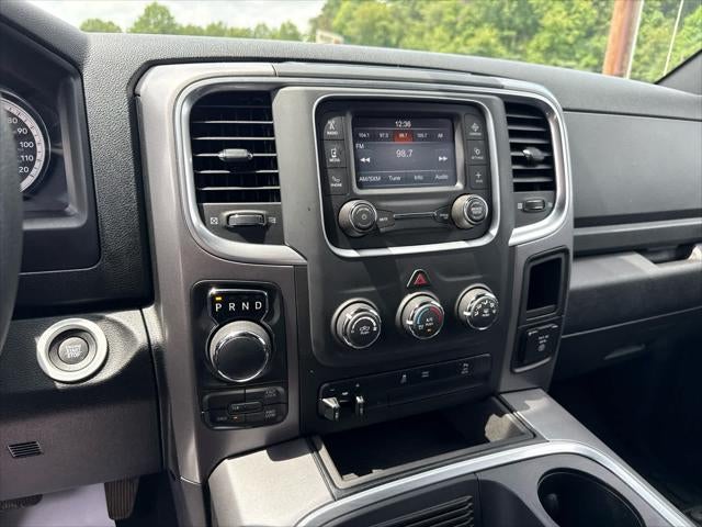2024 RAM 1500 Classic Warlock Quad Cab 4x4 6'4' Box