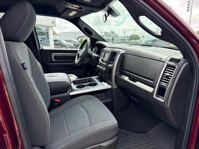 2024 RAM 1500 Classic Warlock Quad Cab 4x4 6'4' Box