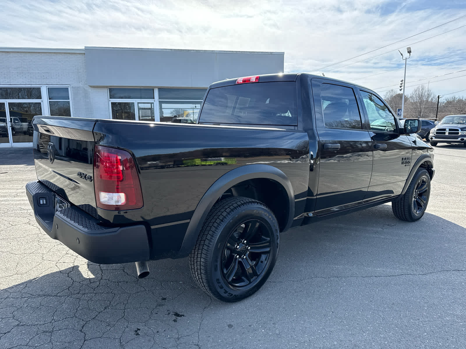 2024 RAM 1500 Classic Warlock Crew Cab 4x4 5'7' Box