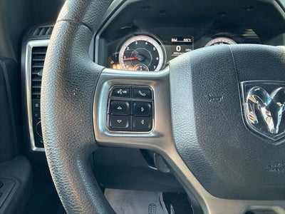 2024 RAM 1500 Classic Warlock Crew Cab 4x4 5'7' Box