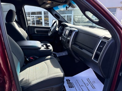 2024 RAM 1500 Classic Warlock Crew Cab 4x4 5'7' Box