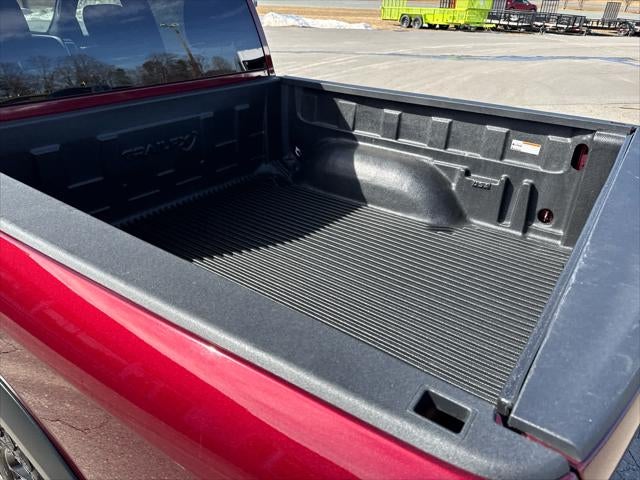 2024 RAM 1500 Classic Warlock Crew Cab 4x4 5'7' Box