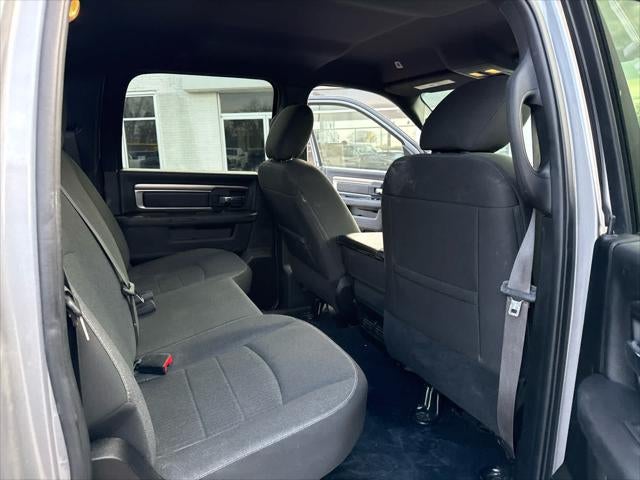 2024 RAM 1500 Classic Warlock Crew Cab 4x4 5'7' Box