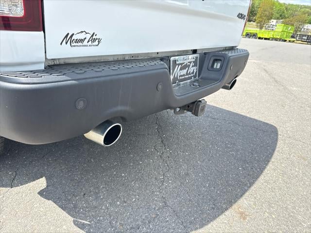 2019 RAM 1500 Classic Warlock Crew Cab 4x4 5'7' Box