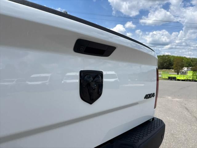 2019 RAM 1500 Classic Warlock Crew Cab 4x4 5'7' Box