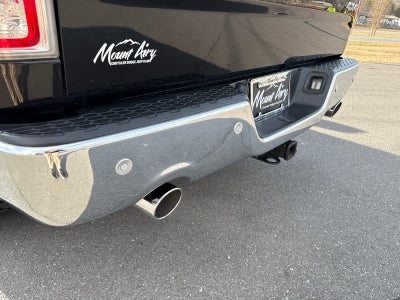 2018 RAM 1500 Laramie Crew Cab 4x4 6'4' Box