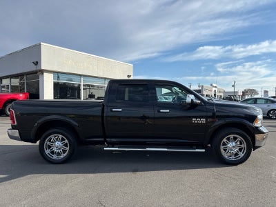 2018 RAM 1500 Laramie Crew Cab 4x4 6'4' Box