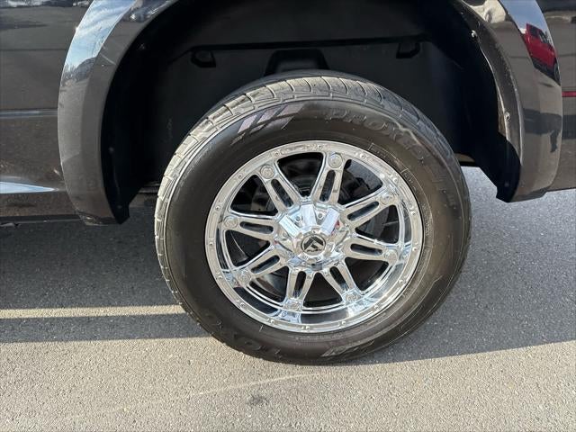 2018 RAM 1500 Laramie Crew Cab 4x4 6'4' Box