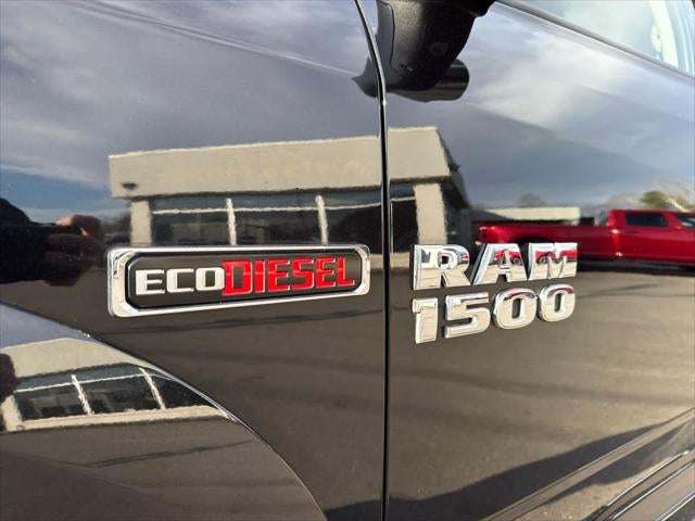 2018 RAM 1500 Laramie Crew Cab 4x4 6'4' Box