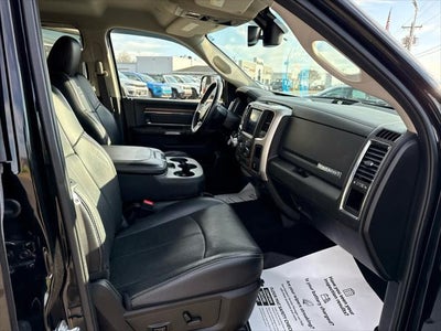 2018 RAM 1500 Laramie Crew Cab 4x4 6'4' Box