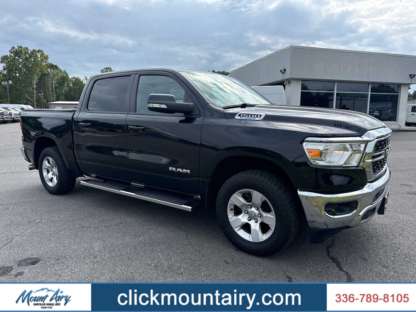 2022 RAM 1500 Big Horn Crew Cab 4x4 5'7' Box