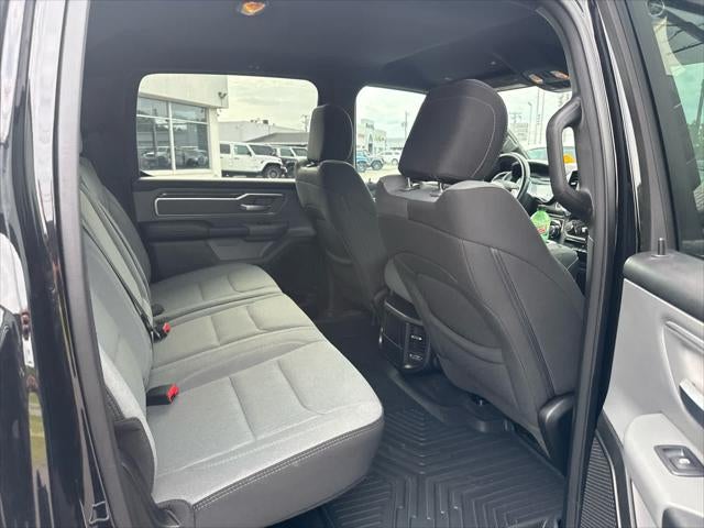2022 RAM 1500 Big Horn Crew Cab 4x4 5'7' Box