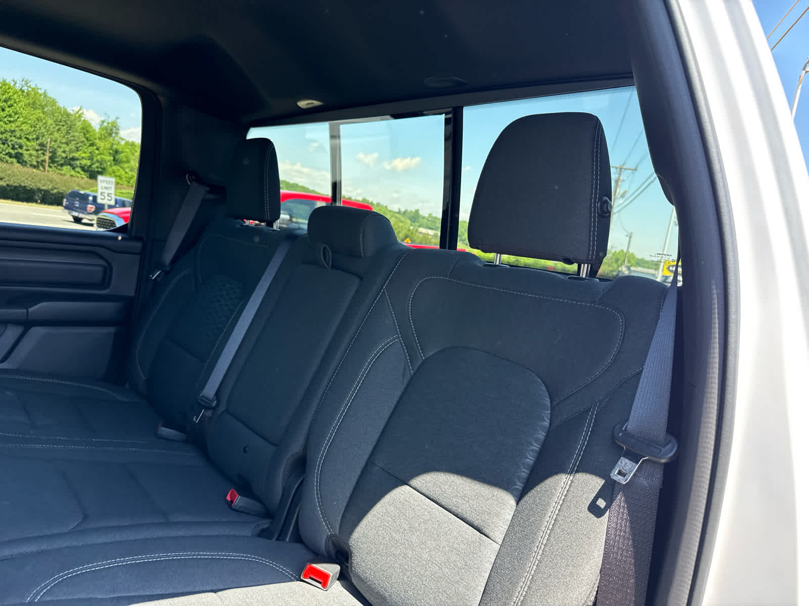 2025 RAM 1500 Tradesman Crew Cab 4x4 5'7' Box