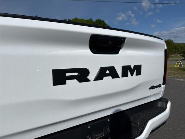 2025 RAM 1500 Tradesman Crew Cab 4x4 5'7' Box