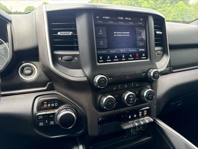 2021 RAM 1500 Big Horn Quad Cab 4x4 6'4' Box