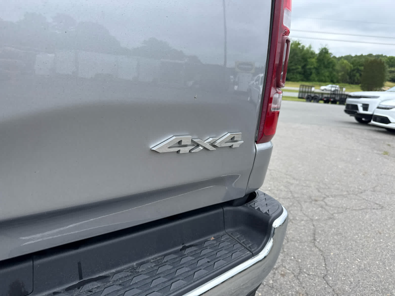 2023 RAM 1500 Big Horn Crew Cab 4x4 5'7' Box