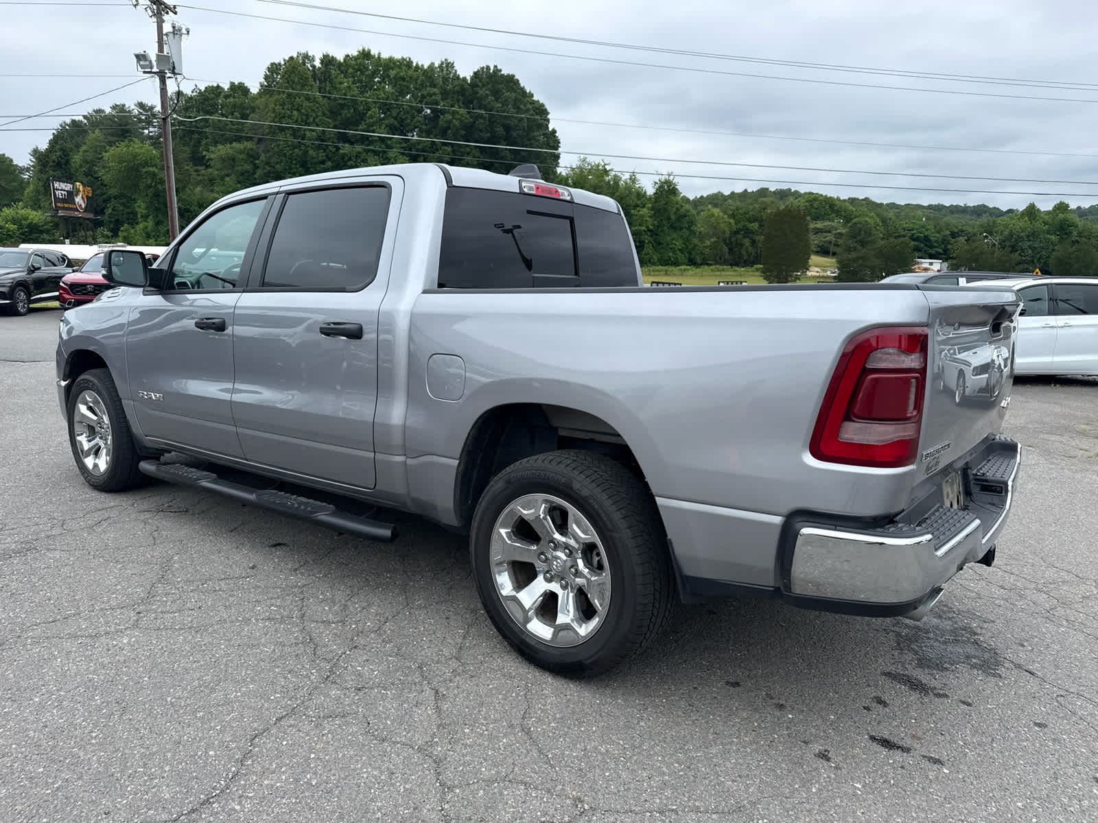 2023 RAM 1500 Big Horn Crew Cab 4x4 5'7' Box