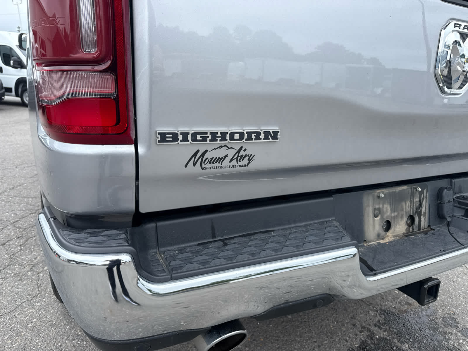 2023 RAM 1500 Big Horn Crew Cab 4x4 5'7' Box