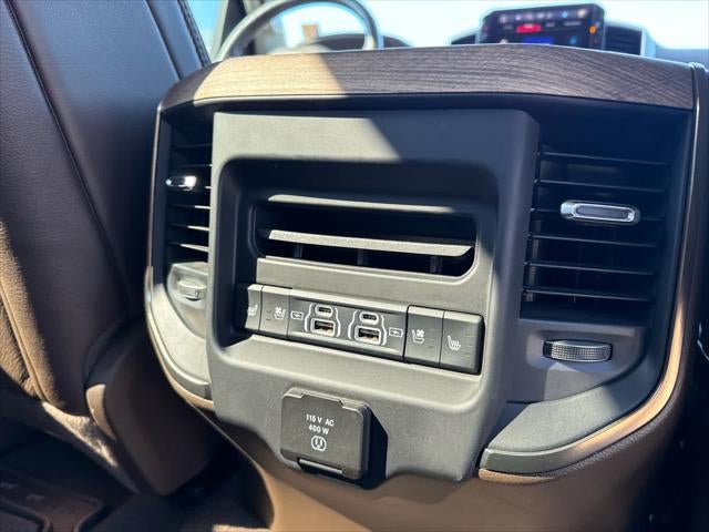 2025 RAM 1500 Limited Longhorn Crew Cab 4x4 5'7' Box