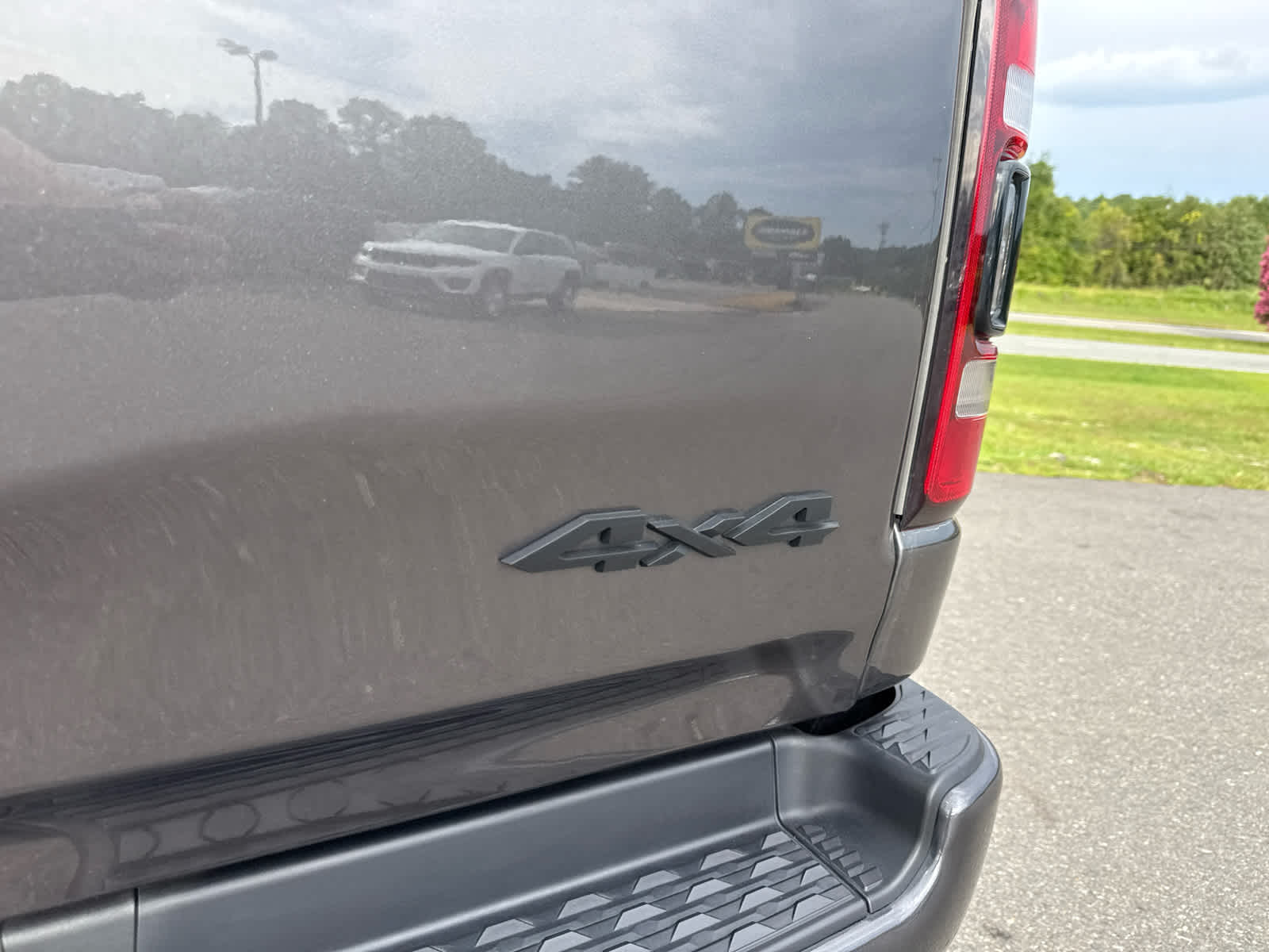 2024 RAM 1500 Limited Crew Cab 4x4 5'7' Box