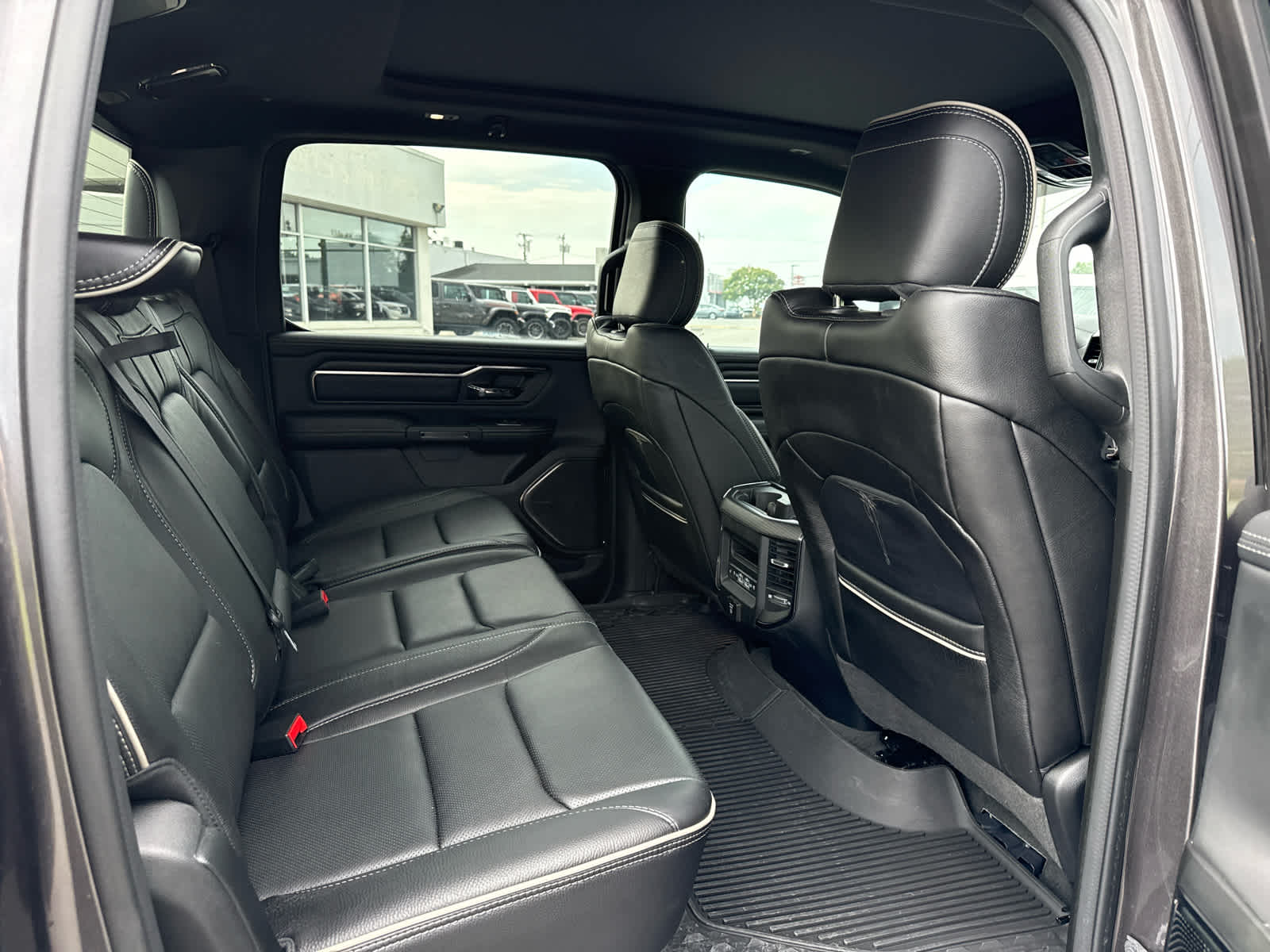 2024 RAM 1500 Limited Crew Cab 4x4 5'7' Box