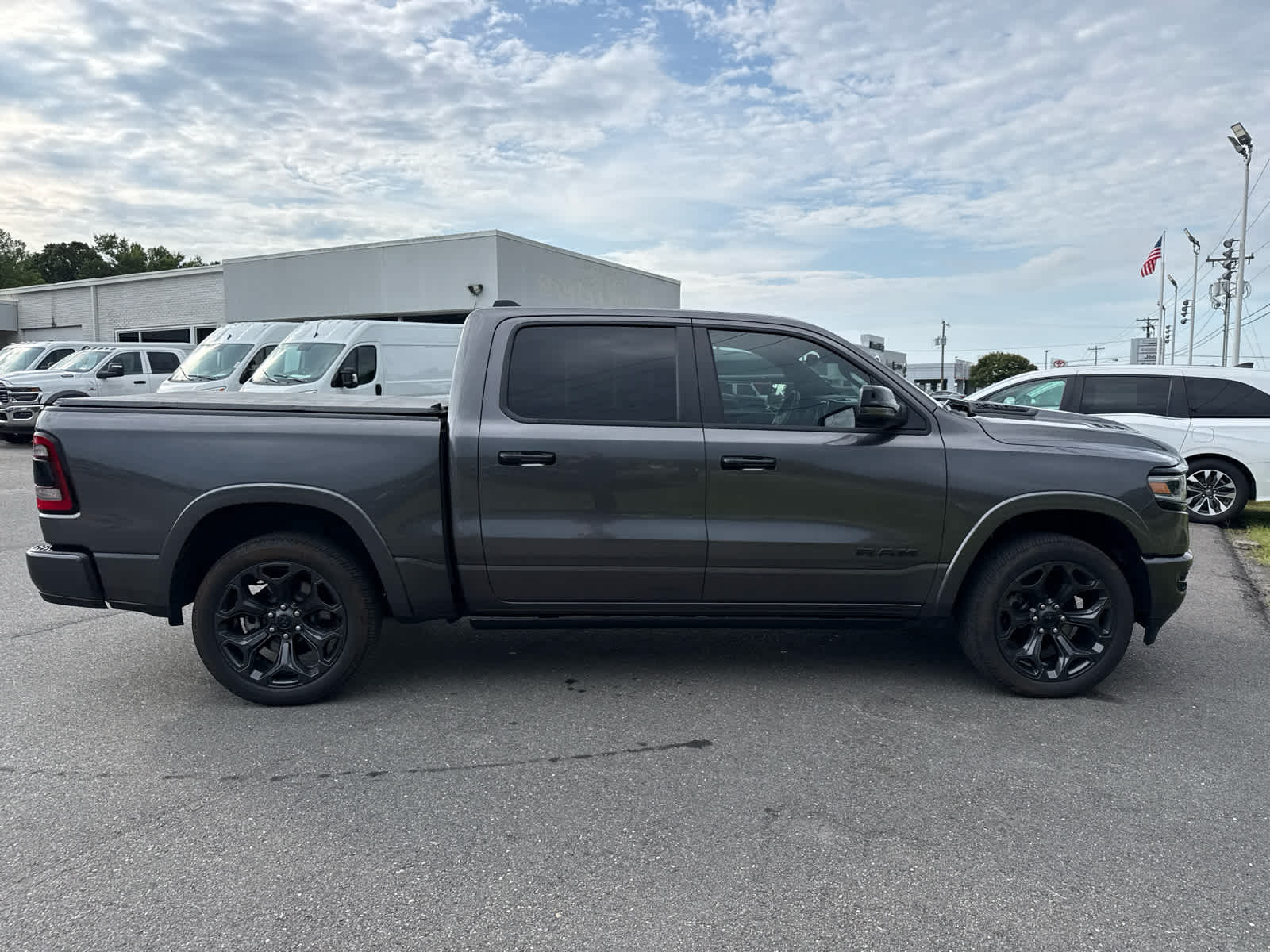 2024 RAM 1500 Limited Crew Cab 4x4 5'7' Box
