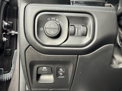 2024 RAM 1500 Limited Crew Cab 4x4 5'7' Box