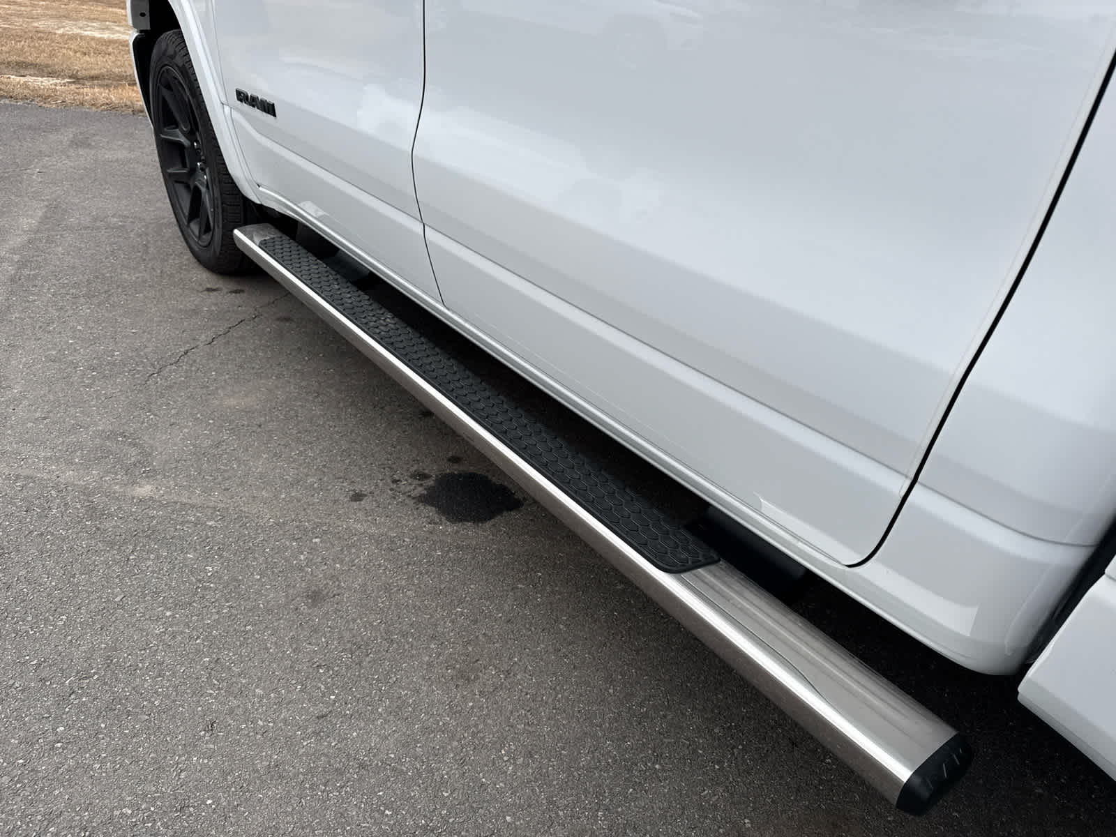 2026 RAM 1500 Laramie Crew Cab 4x4 5'7' Box