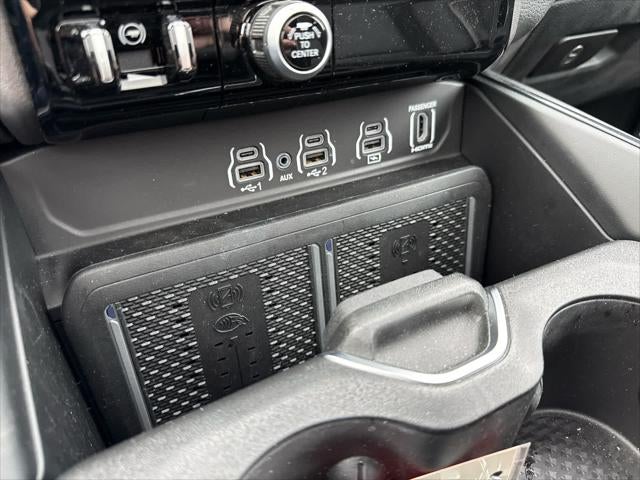 2026 RAM 1500 Laramie Crew Cab 4x4 5'7' Box