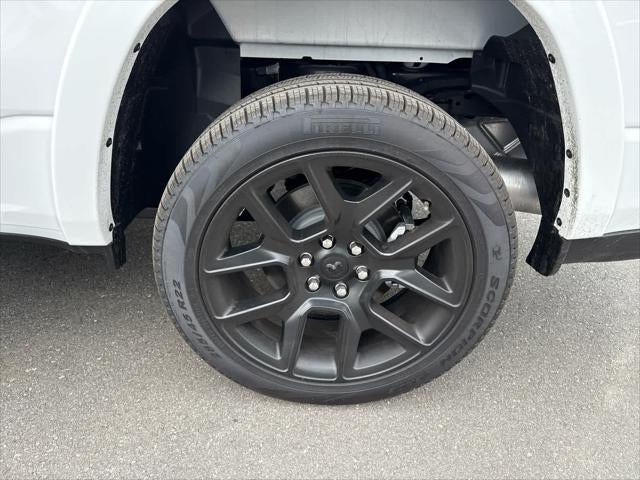 2026 RAM 1500 Laramie Crew Cab 4x4 5'7' Box