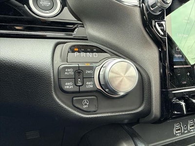 2026 RAM 1500 Laramie Crew Cab 4x4 5'7' Box