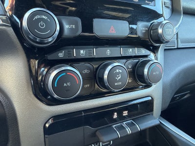 2024 RAM 1500 Laramie Crew Cab 4x4 5'7' Box