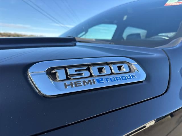 2024 RAM 1500 Laramie Crew Cab 4x4 5'7' Box