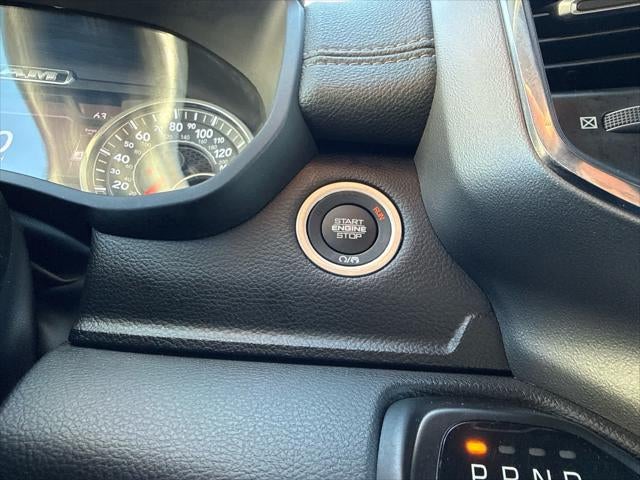 2024 RAM 1500 Laramie Crew Cab 4x4 5'7' Box