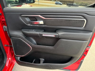 2024 RAM 1500 Laramie Crew Cab 4x4 5'7' Box