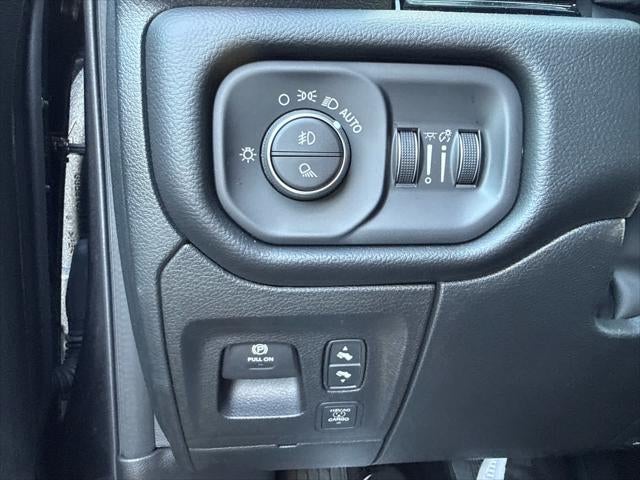 2026 RAM 1500 Laramie Crew Cab 4x4 5'7' Box
