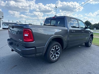 2026 RAM 1500 Laramie Crew Cab 4x4 5'7' Box
