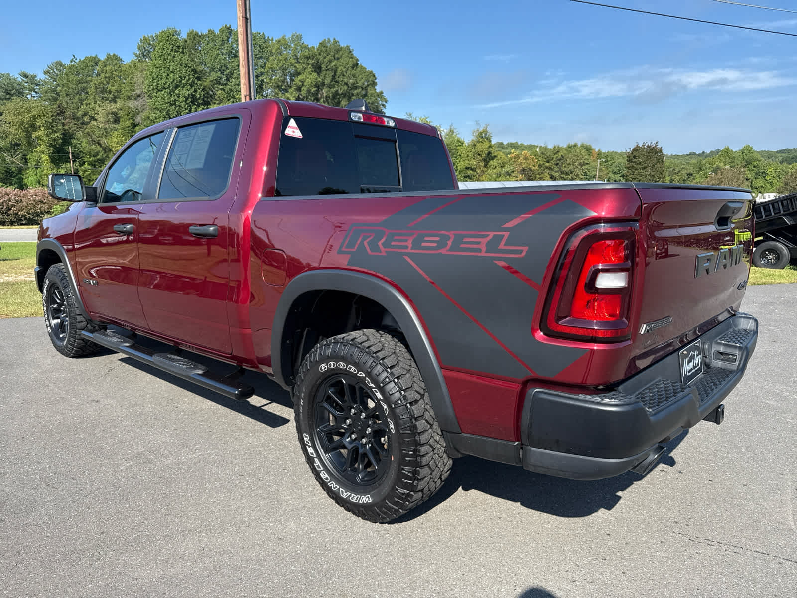 2025 RAM 1500 Rebel Crew Cab 4x4 5'7' Box