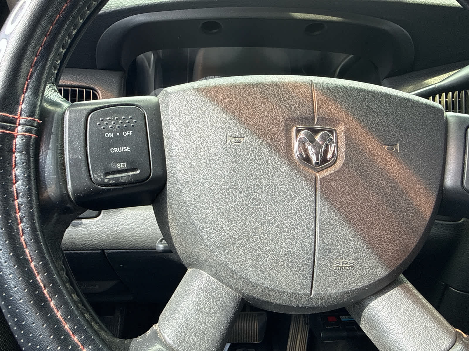 2005 Dodge Ram 1500 SLT/Laramie