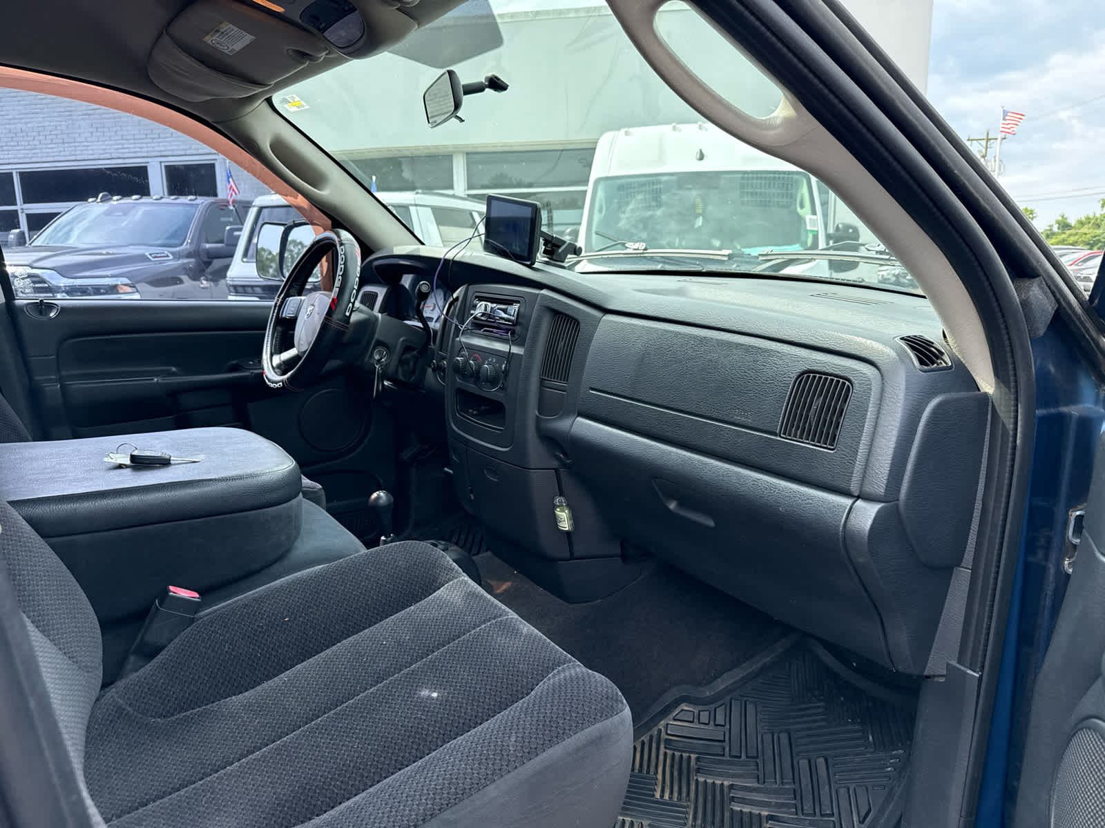 2005 Dodge Ram 1500 SLT/Laramie