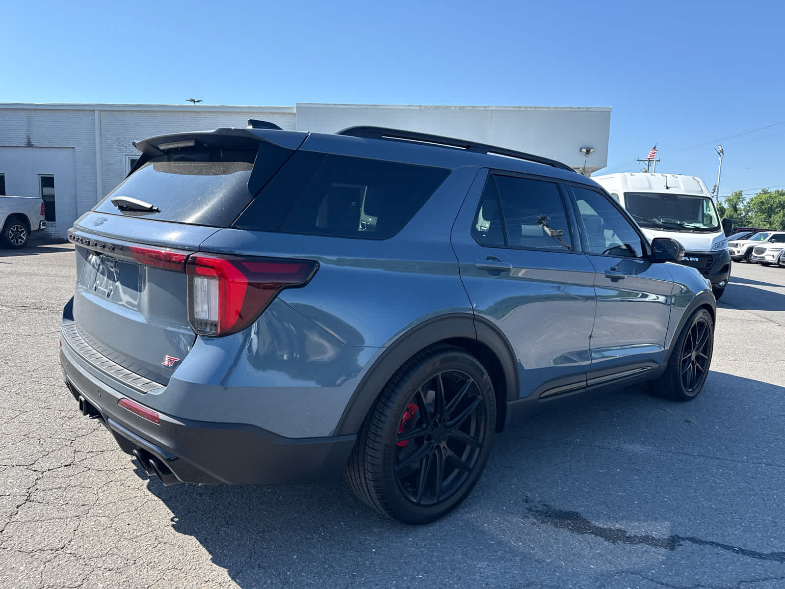 2025 Ford Explorer ST