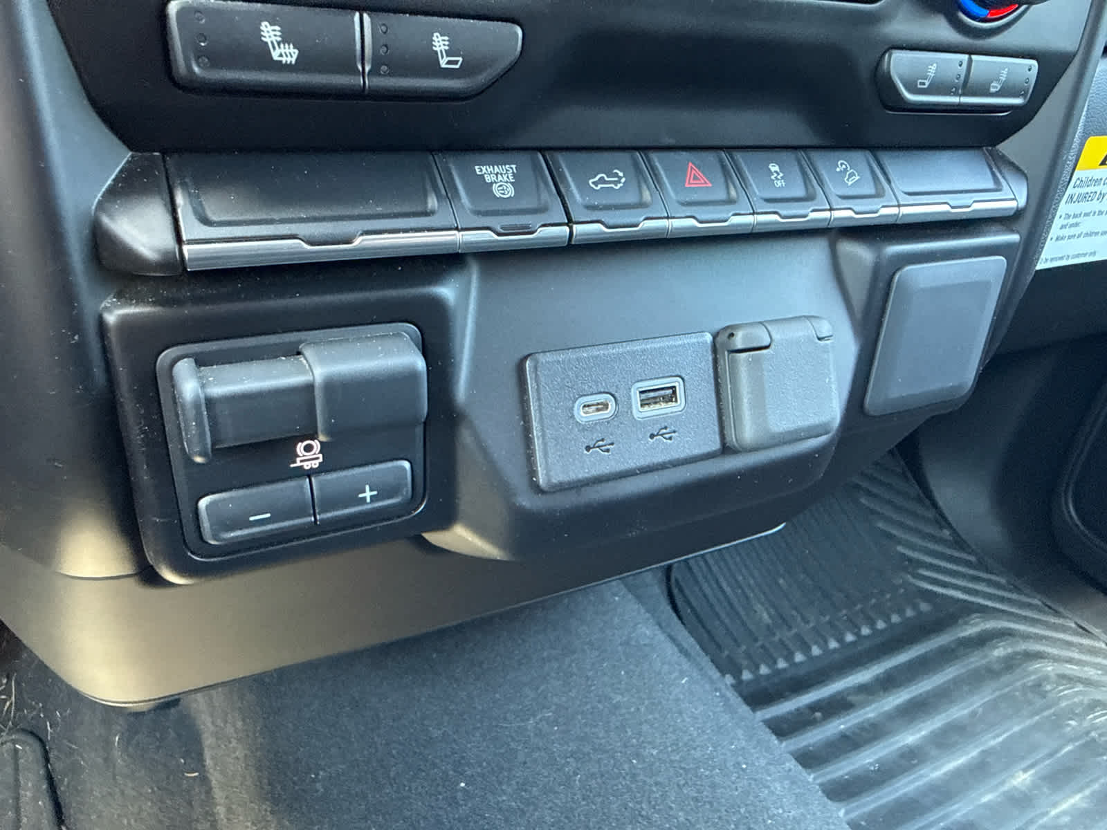 2023 Chevrolet Silverado 2500HD 4WD Crew Cab Standard Bed LT