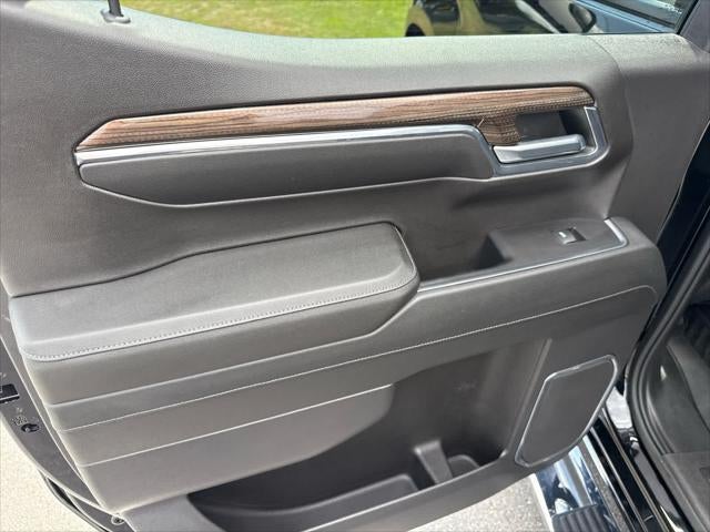2024 Chevrolet Silverado 1500 4WD Crew Cab Short Bed LT with 2FL