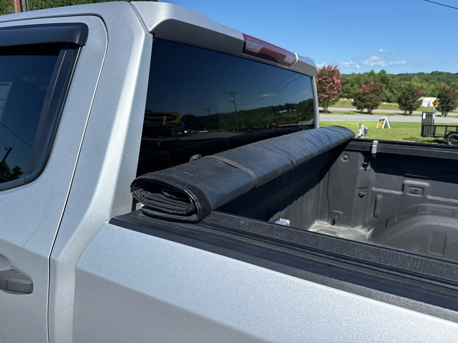 2021 Chevrolet Silverado 1500 4WD Crew Cab Short Bed Custom