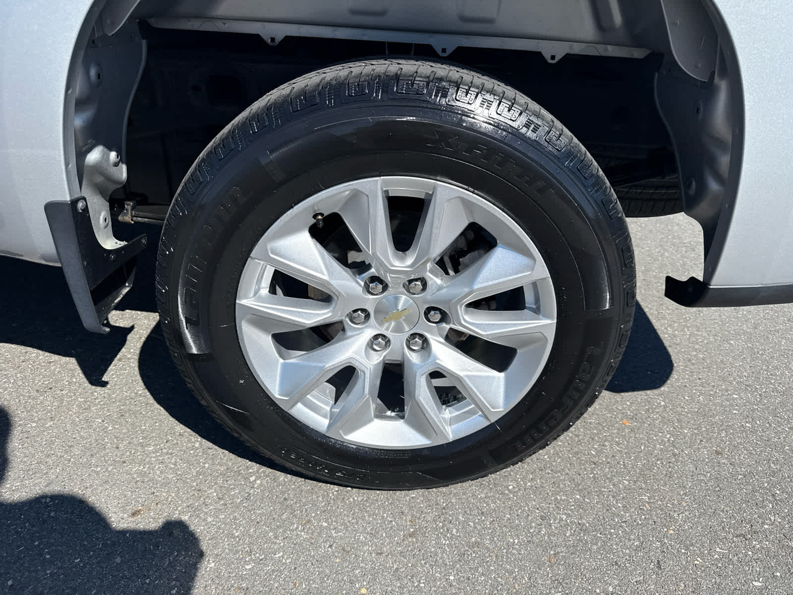 2021 Chevrolet Silverado 1500 4WD Crew Cab Short Bed Custom