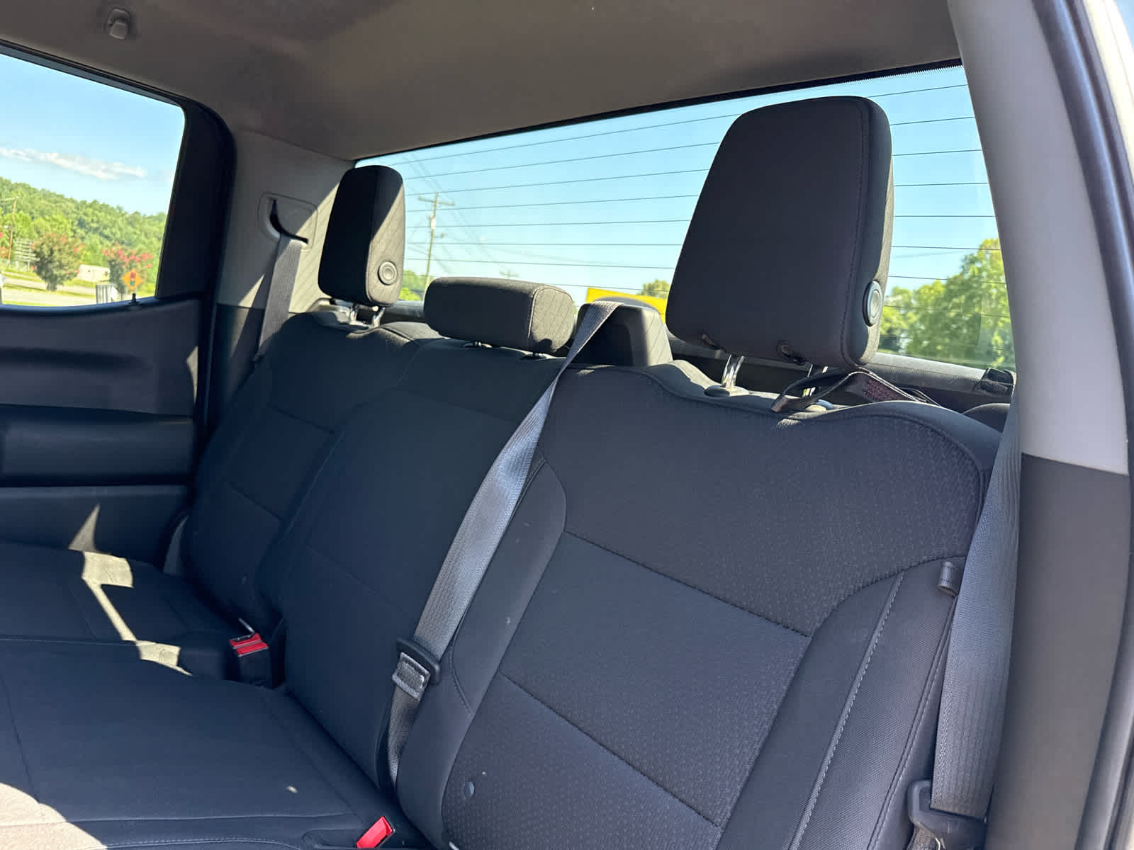 2021 Chevrolet Silverado 1500 4WD Crew Cab Short Bed Custom