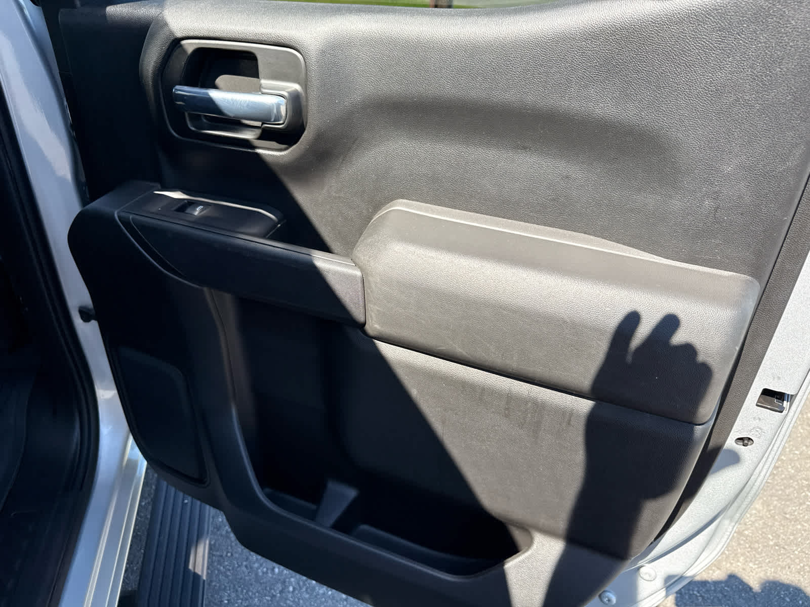 2021 Chevrolet Silverado 1500 4WD Crew Cab Short Bed Custom