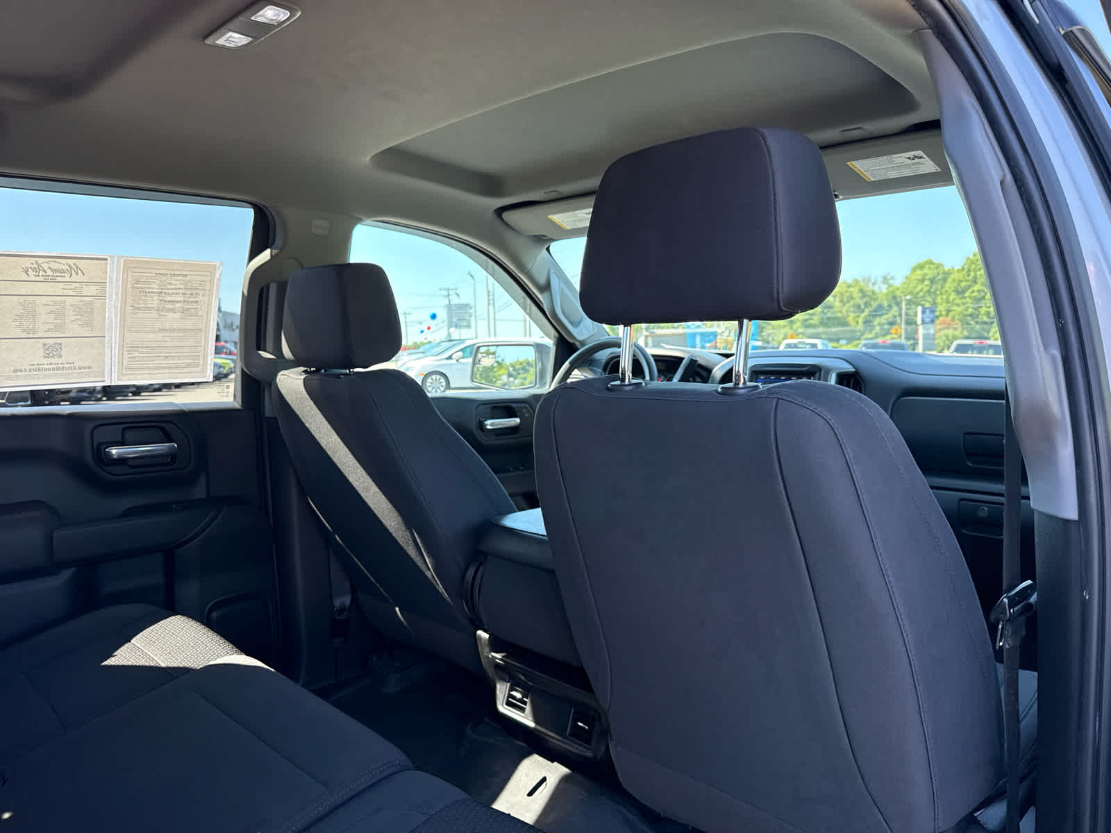 2021 Chevrolet Silverado 1500 4WD Crew Cab Short Bed Custom