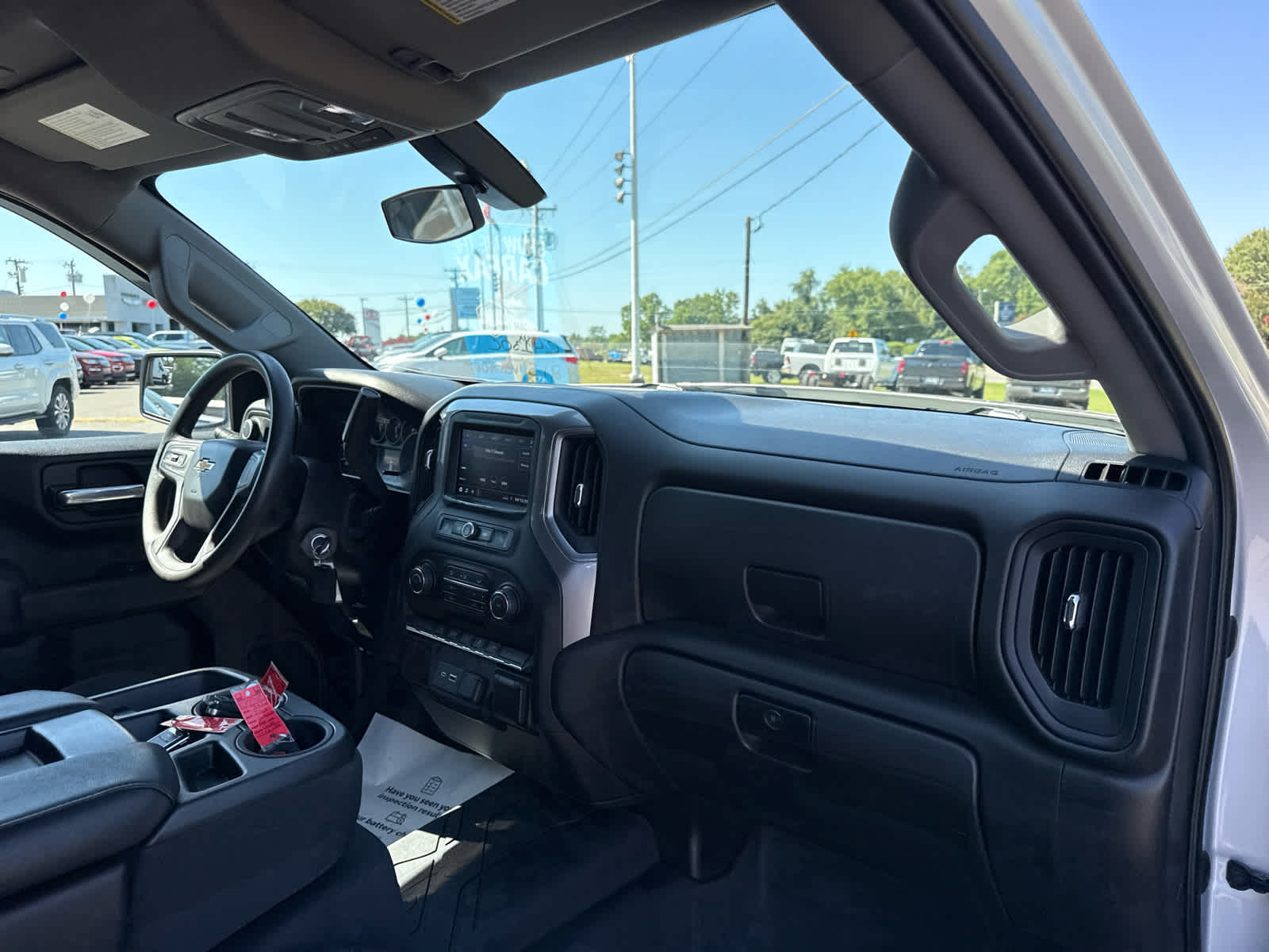 2021 Chevrolet Silverado 1500 4WD Crew Cab Short Bed Custom