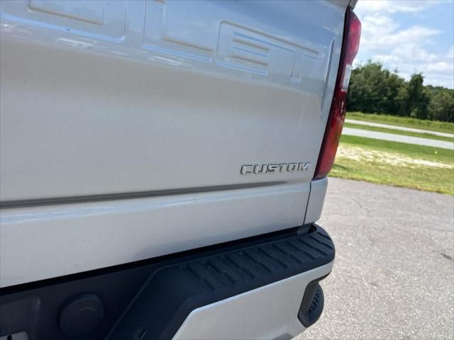 2021 Chevrolet Silverado 1500 4WD Crew Cab Short Bed Custom